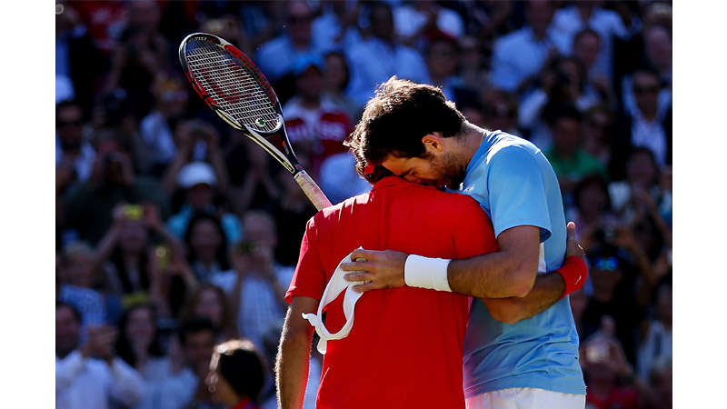 166/218 - Roger Federer and Juan Martin Del Potro, London, Aug 2012