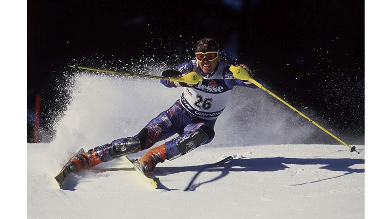206/218 - Skiing at Madonna di Campiglio - Italy, 1997. © Getty Images