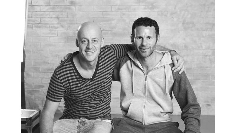 51/112 With the great Ryan Giggs after a shoot in Manchester