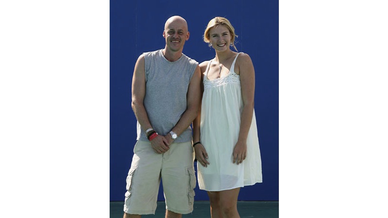 97/112 - With Maria Sharapova for Gatorade shoot - Costa Rica, 2006.