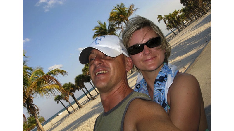109/112 - With my girlfriend Simi in Key Biscayne - Miami, 2009.