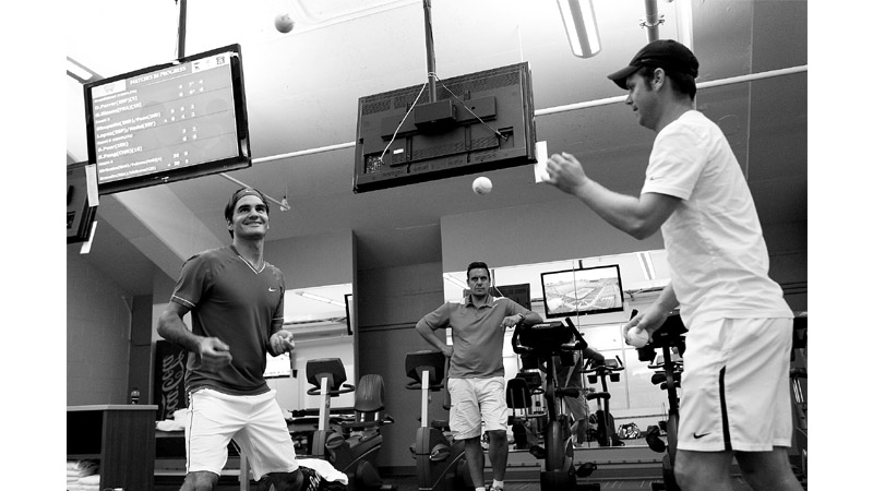 16/16 Roger Federer, Cincinnati August 2011 for Nike.